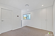 Townhouse - South Wentworthvillel